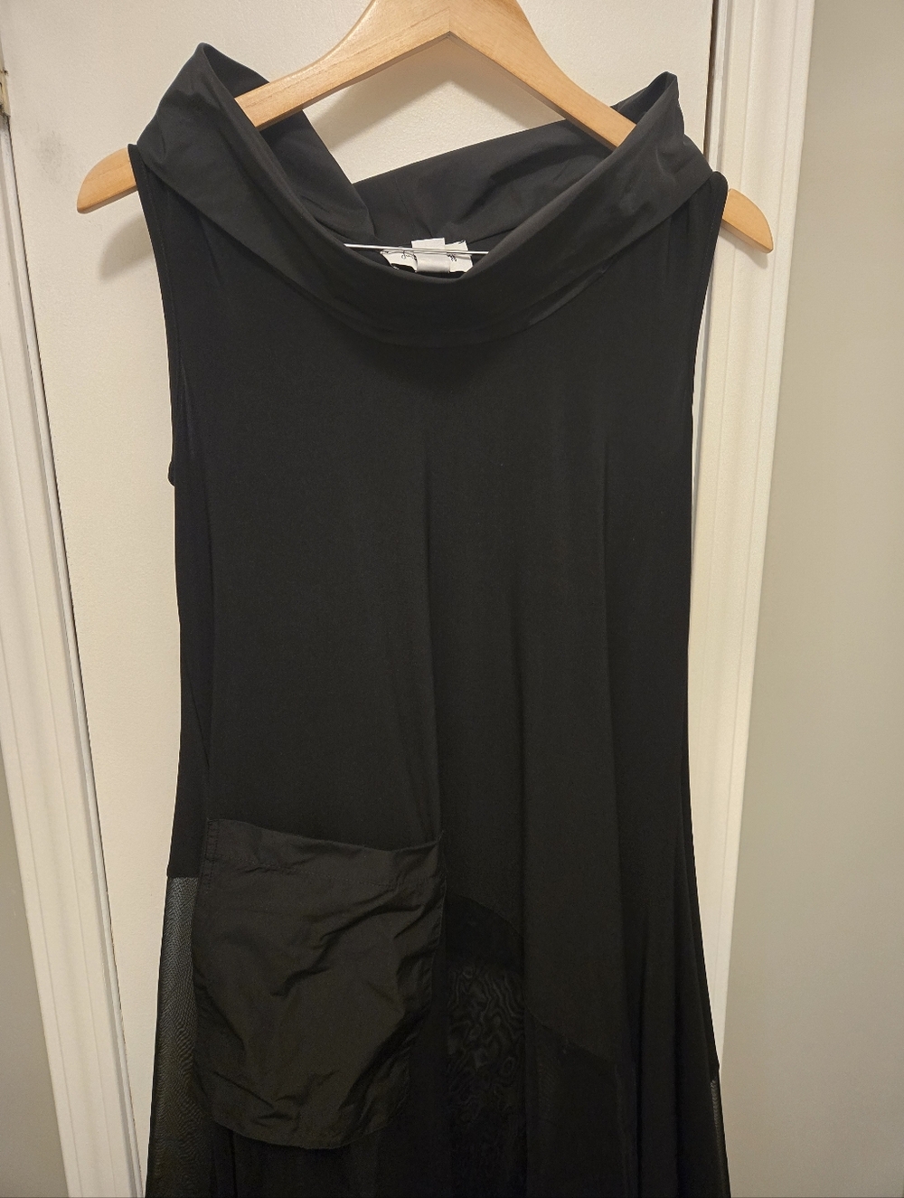 Joseph Ribkoff Sleeveless Mock Neck Top Style 212133 Size 8 Black - Picture 6 of 11